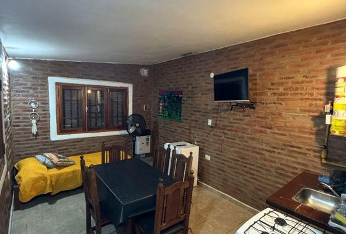 Foto de VENTA COMPLEJO DE CABAÑAS CON PILETA EN ANISACATE, imagen 2