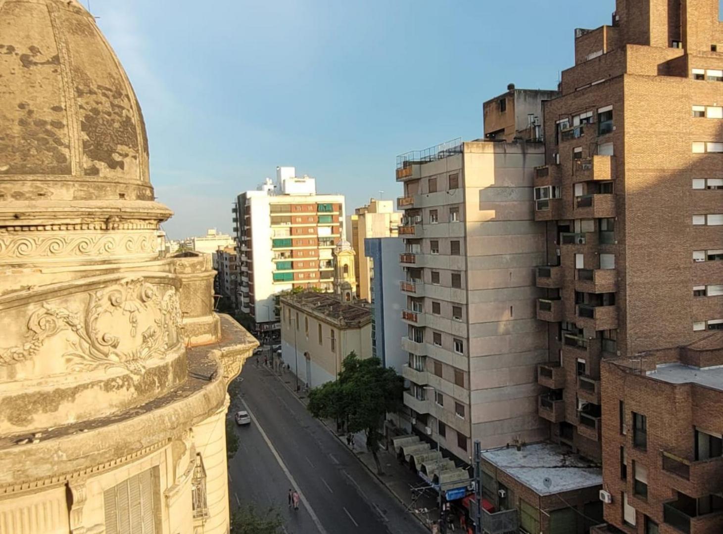 Foto de VENDE DPTO 2 DORM. EXCELENTE UBICACION, imagen 2