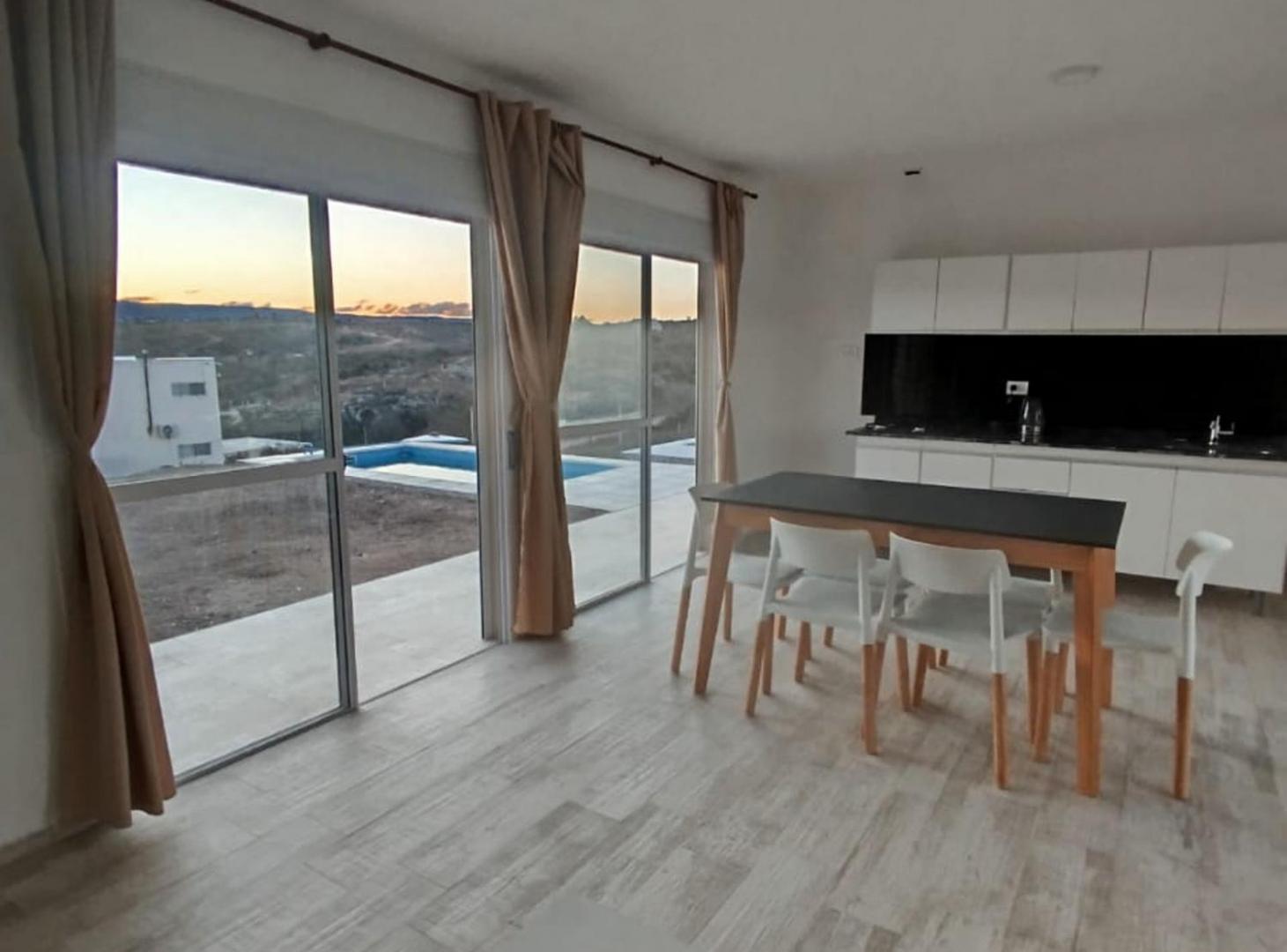 Foto de Venta casa 2 dor en Estancia Vieja, con pileta!, imagen 2