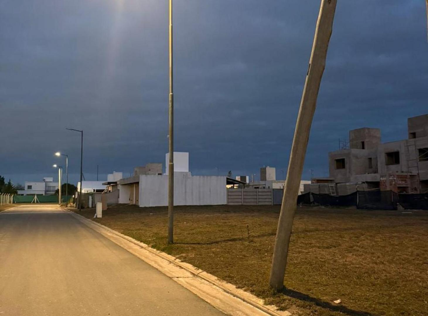 Foto de VENTA LOTE ESQUINA RINCONES DE MANANTIALES, imagen 1