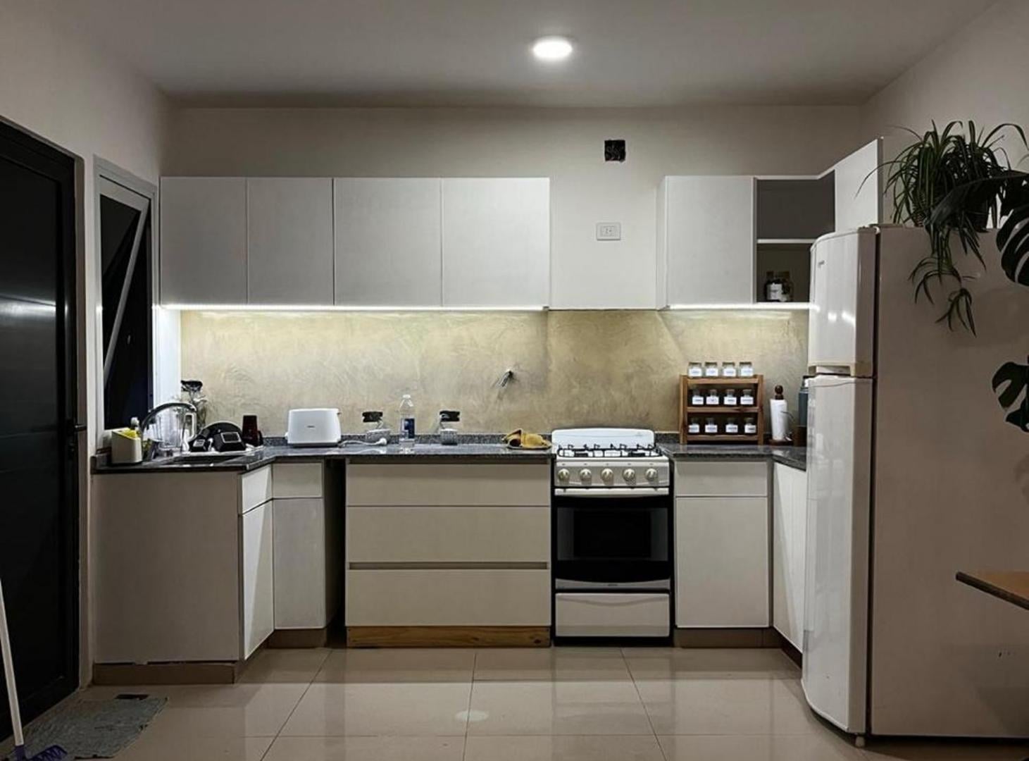 Foto de DÚPLEX EN VENTA 3 DORMITORIOS APTO CREDITO, imagen 1