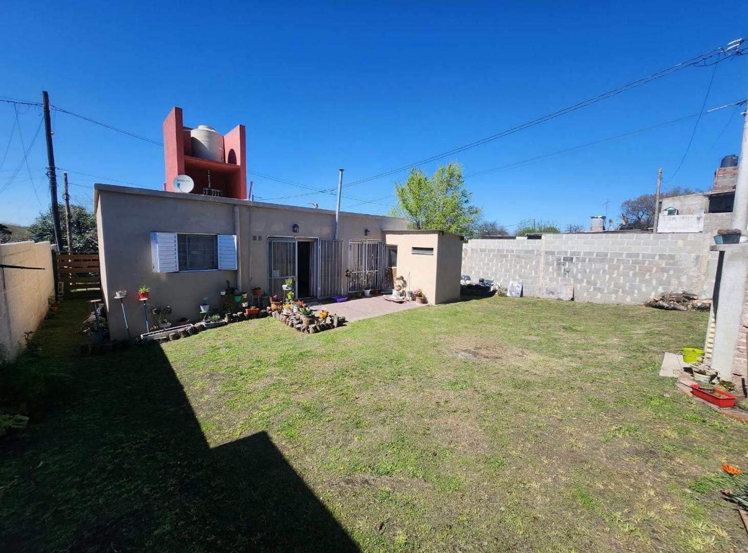 Foto de Venta Casa 2 Dormitorios en Unquillo — Lote 333 m², imagen 1