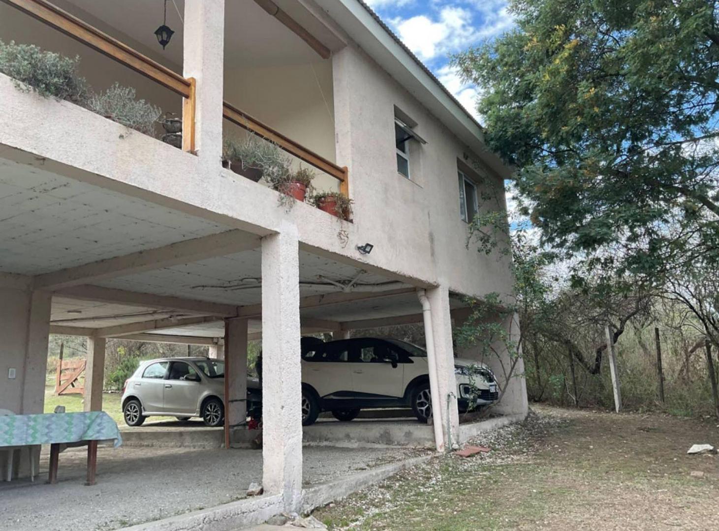 Foto de VENTA CASA CON PILETA VILLA LOS AROMOS, imagen 3