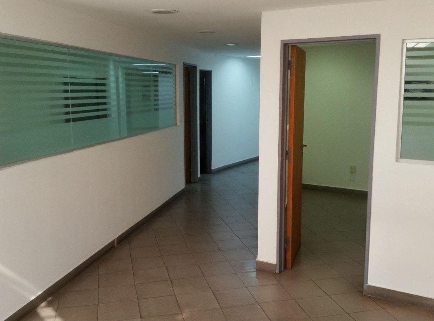 Foto de ALQUILER LOCAL COMERCIAL SOBRE LA CAÑADA. CENTRO, imagen 4