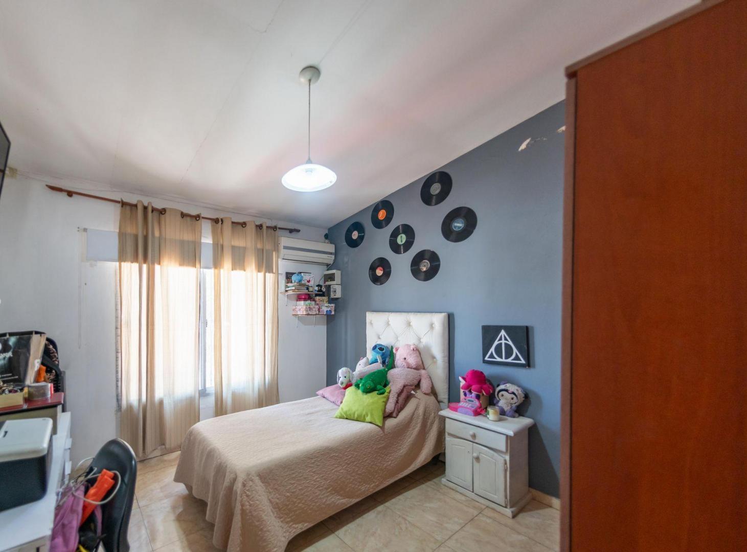 Foto de Venta casa 4 dormitorios en yofre sur, imagen 3