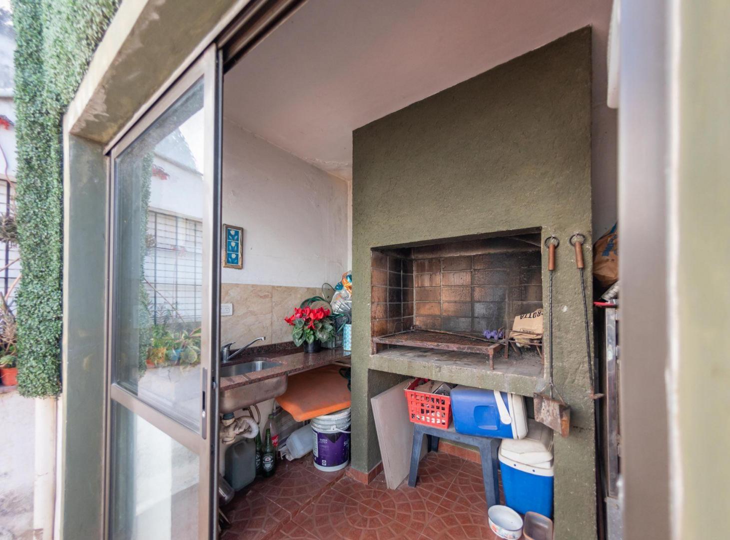 Foto de Venta casa 4 dormitorios en yofre sur, imagen 4