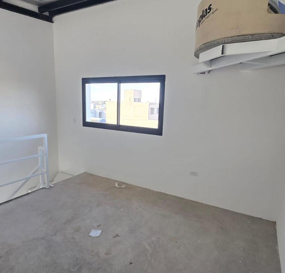 Foto de REMAX VENDE LOCAL COMERCIAL EN DOCTA 99M2, imagen 4