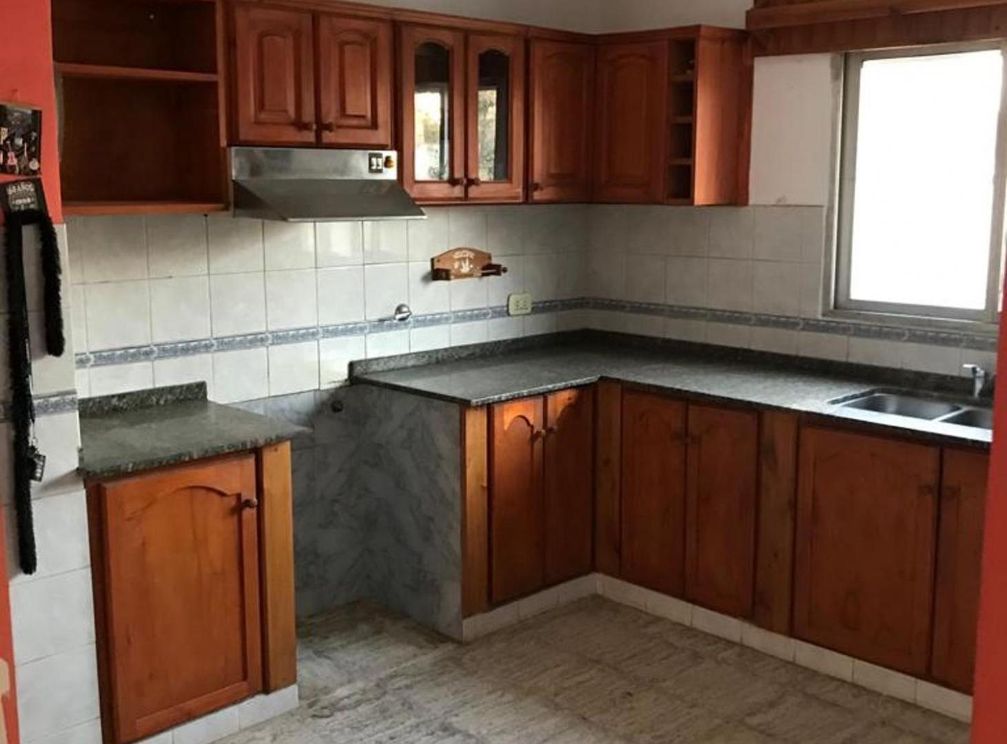 VENTA - CASA - 2 DORMI - OLIVA