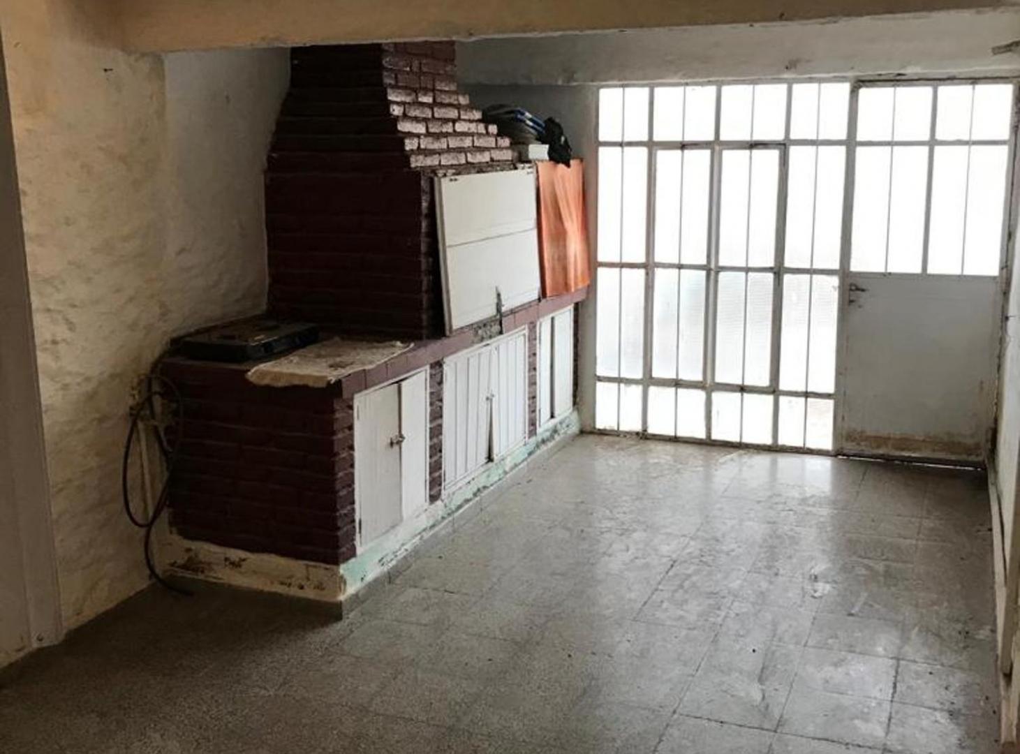 Foto de VENTA - CASA - 2 DORMI - OLIVA, imagen 4