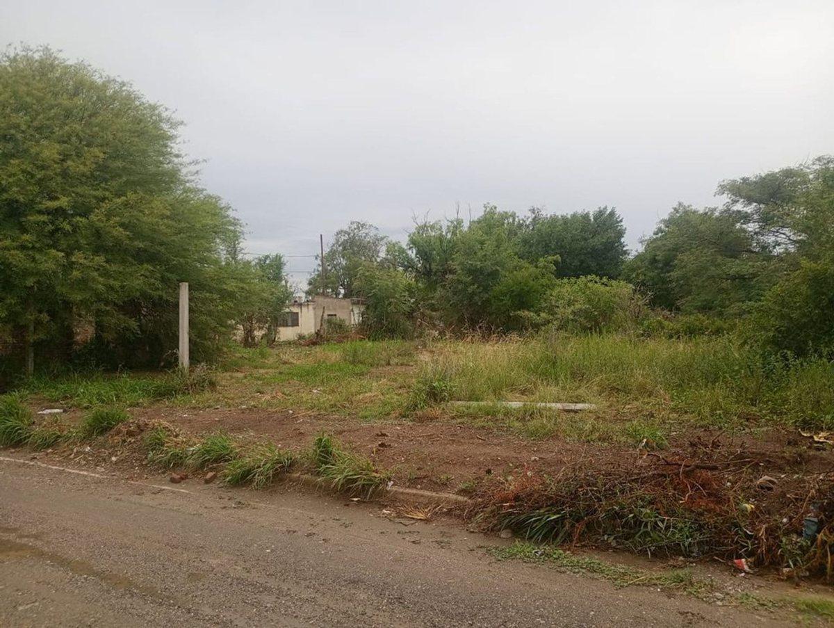 Foto de VENDE TERRENO EN LA FLORESTA 900M2 CON ESCRITURA, imagen 3