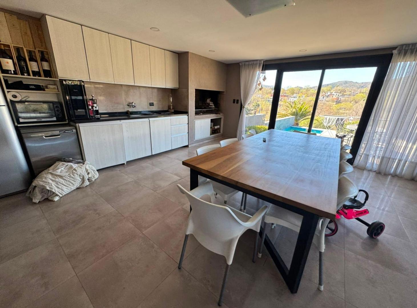 Foto de VENTA CASA DE CATEGORÍA COUNTRY ALTOS DE C.PAZ, imagen 3