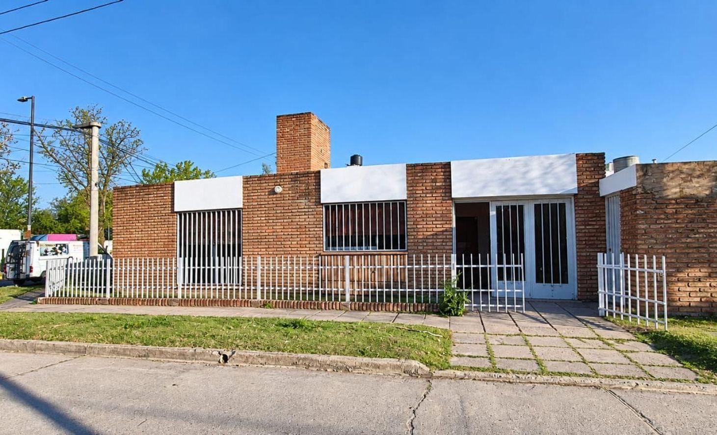 VENTA CASA 3 DORM - SANTA ISABEL SEGUNDA