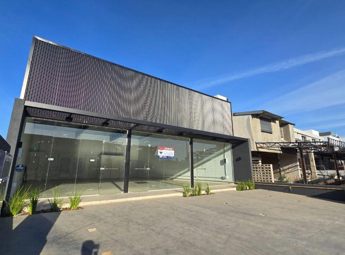 Foto de LOCAL EN DOCTA A LA VENTA SOBRE AVENIDA, imagen 1