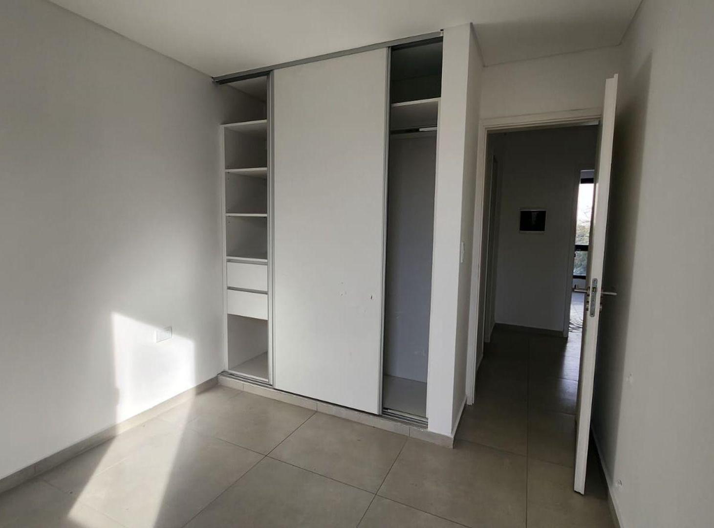 Foto de Alquiler duplex 3 dorm en Manantiales, imagen 1