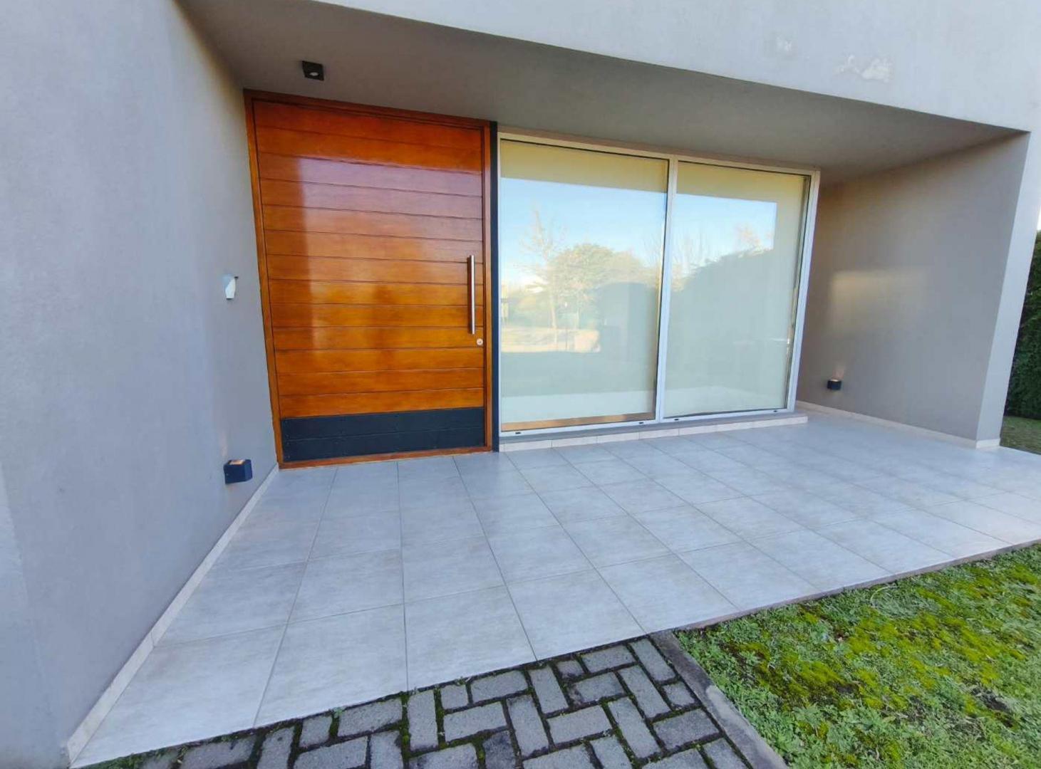 Foto de Venta Casa de Categoría 3 Dor La Santina Zona Sur, imagen 4