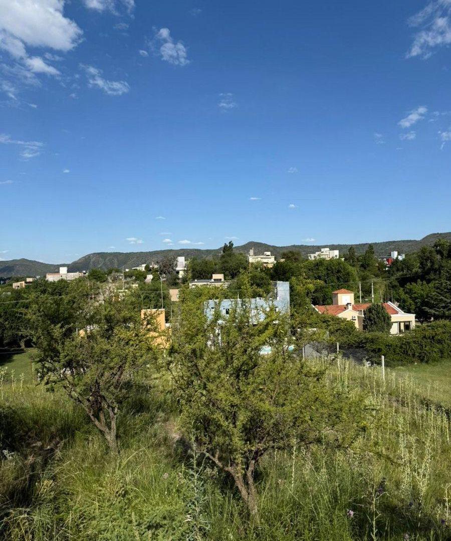 Foto de VENTA LOTE DE 969M2 EN Bº LOMAS DEL REY/MAYU SUMAJ, imagen 1