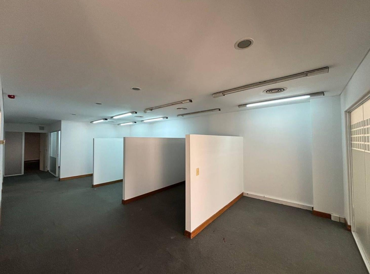 Foto de ALQUILER DE OFICINA COWORKING PARA SUBALQUILAR, imagen 5