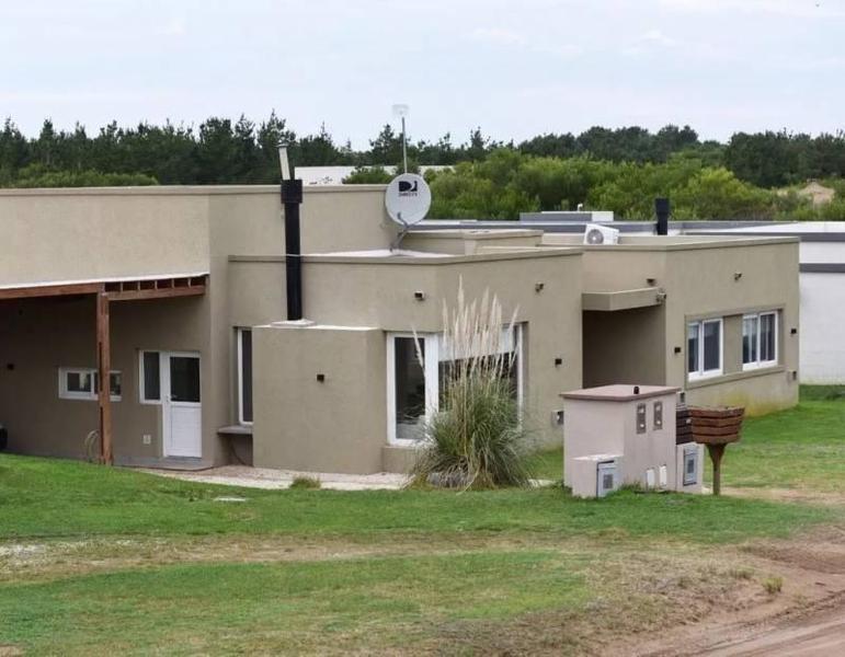 Costa Esmeralda - Casa en Venta en Barrio Residencial 1 3