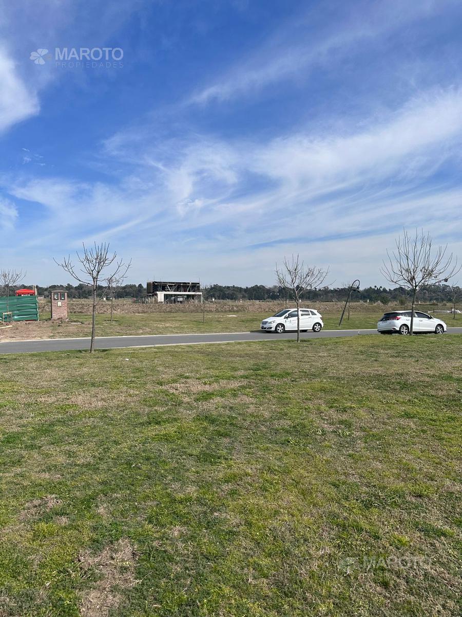 LOTE EN VENTA EN EL NAUDIR -MAROTO PROPIEDADES