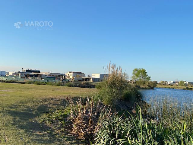 Foto de LOTE A LA LAGUNA EN VENTA EN BARRIO EL CANTON - MAROTO PROPIEDADES, imagen 4