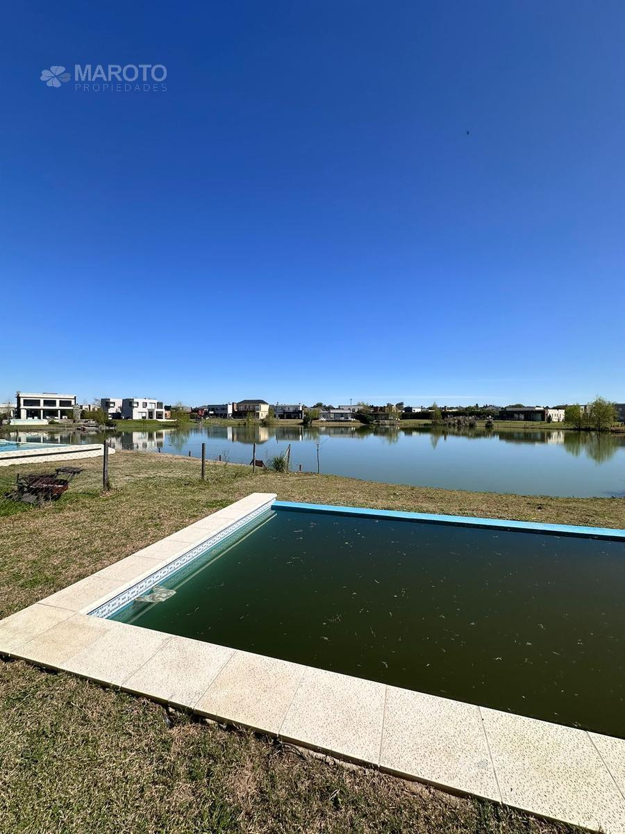 Casa en Venta con Cuatro Dorm. a La Laguna - Maroto Propiedades 3