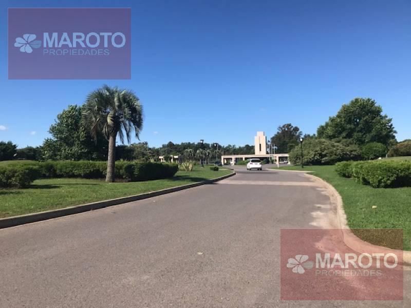 CASA EN VENTA EN HARAS SANTA MARIA con renta – MAROTO PROPIEDADES