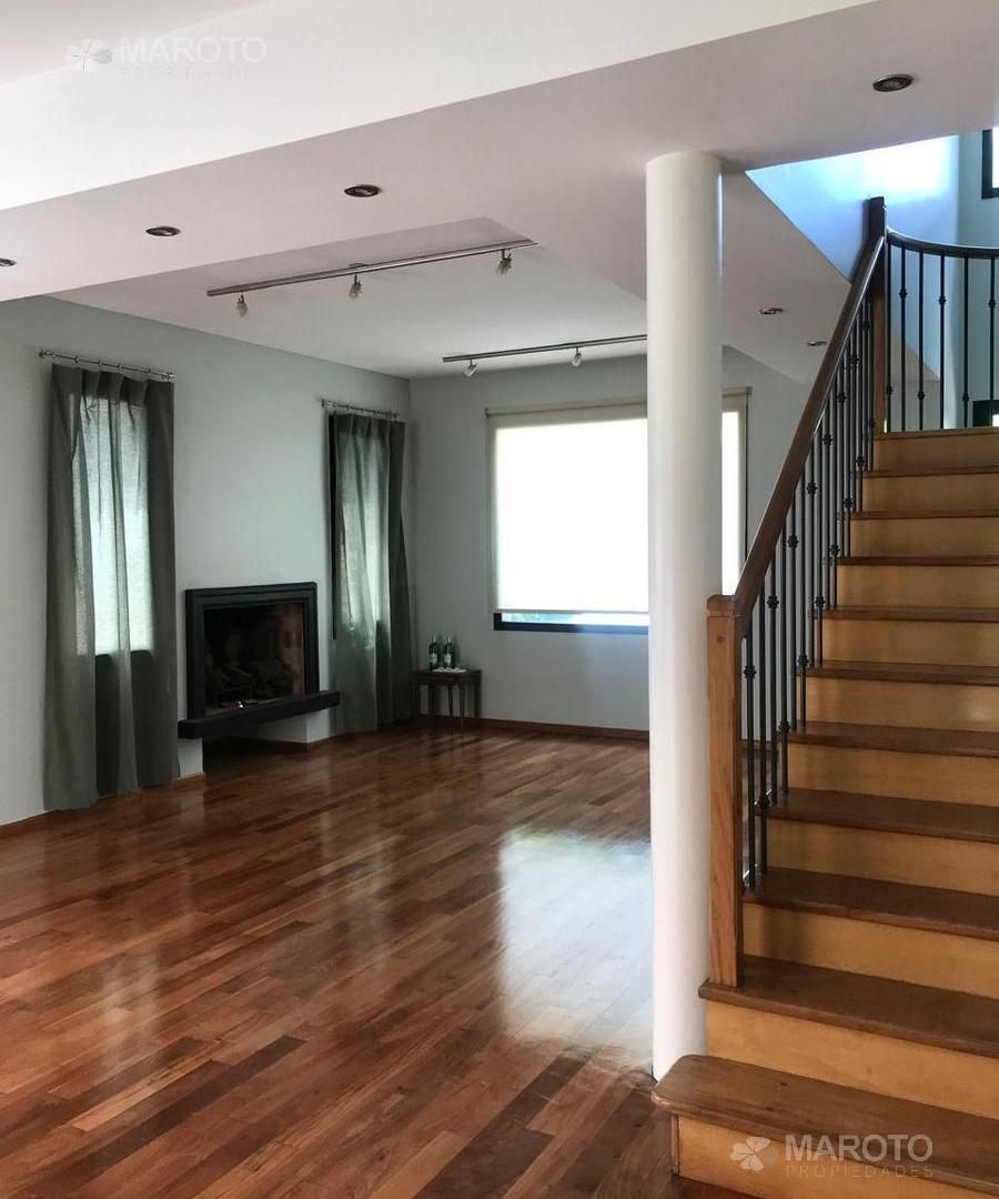 Casa en Venta Barrio Septiembre, Oportunidad, 4 dormitorios con pileta