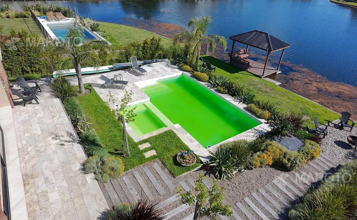 Casa en Alquiler anual a la laguna en Puertos del Lago - Muelles 2