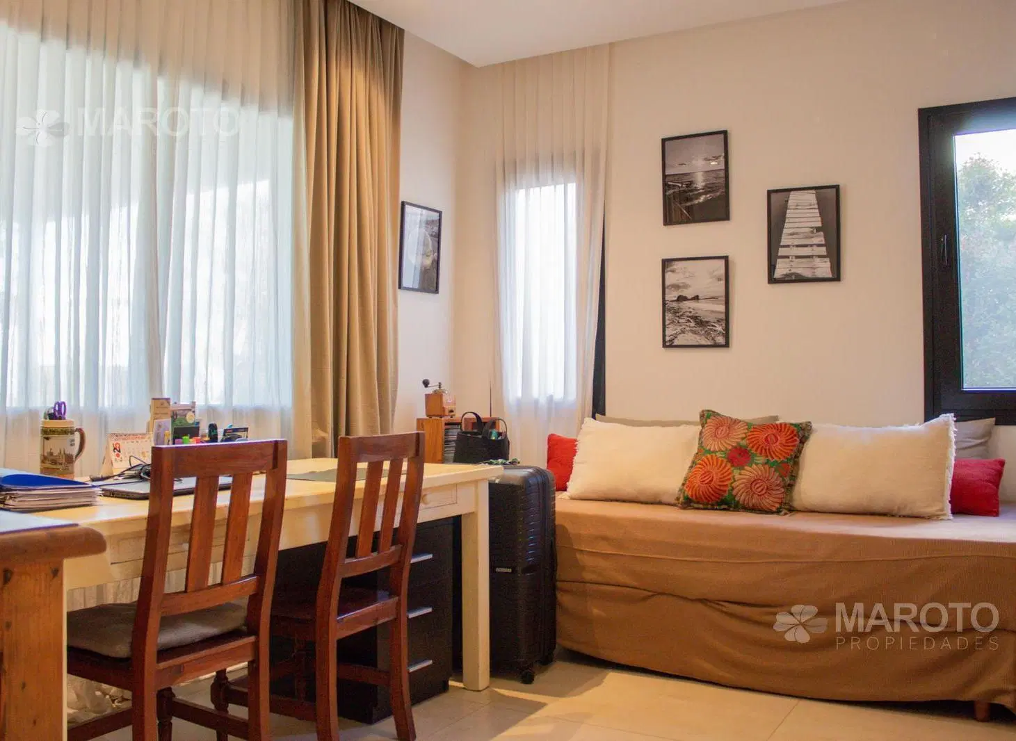 Casa en Alquiler anual a la laguna en Puertos del Lago - Muelles 2