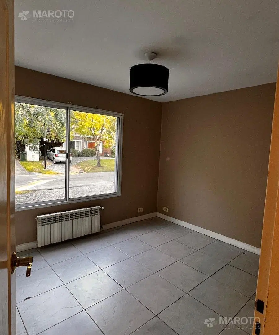 CASA EN VENTA EN BARRIO CERRADO MASCHWITZ PRIVADO- MAROTO PROPIEDADES 5