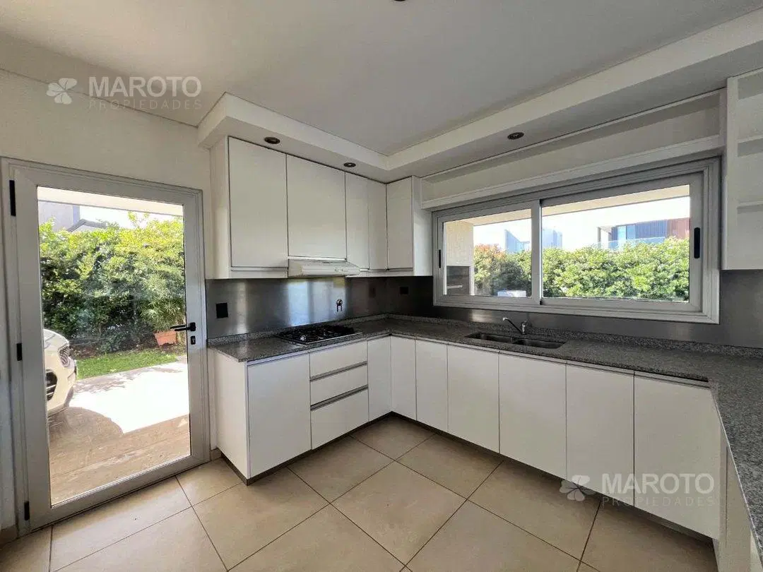 Venta Casa 5 Amb. Barrio Vistas Puertos Escobar - MAROTO PROPIEDADES 4