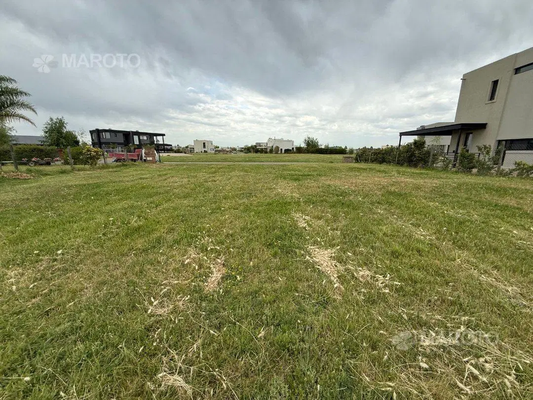Venta Lote a la laguna B° San Sebastián Area 6 1