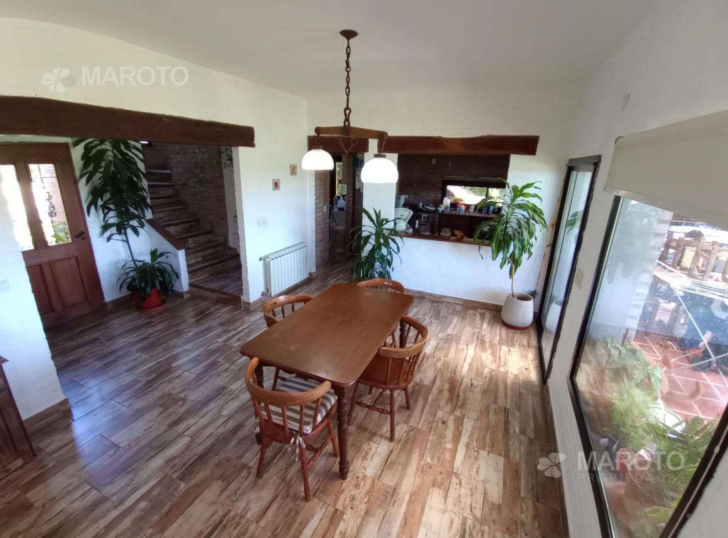 Foto de Venta Casa 5 Amb. a la Laguna en Villanueva Tigre, imagen 2