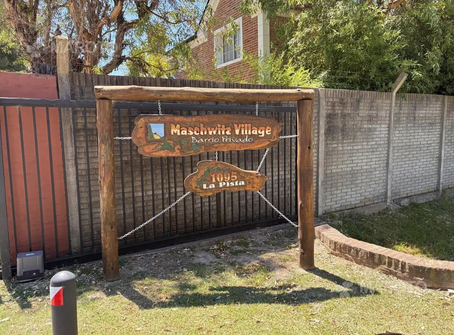 Venta casa 5 ambientes con amplio parque y pileta en Maschwitz Village 4
