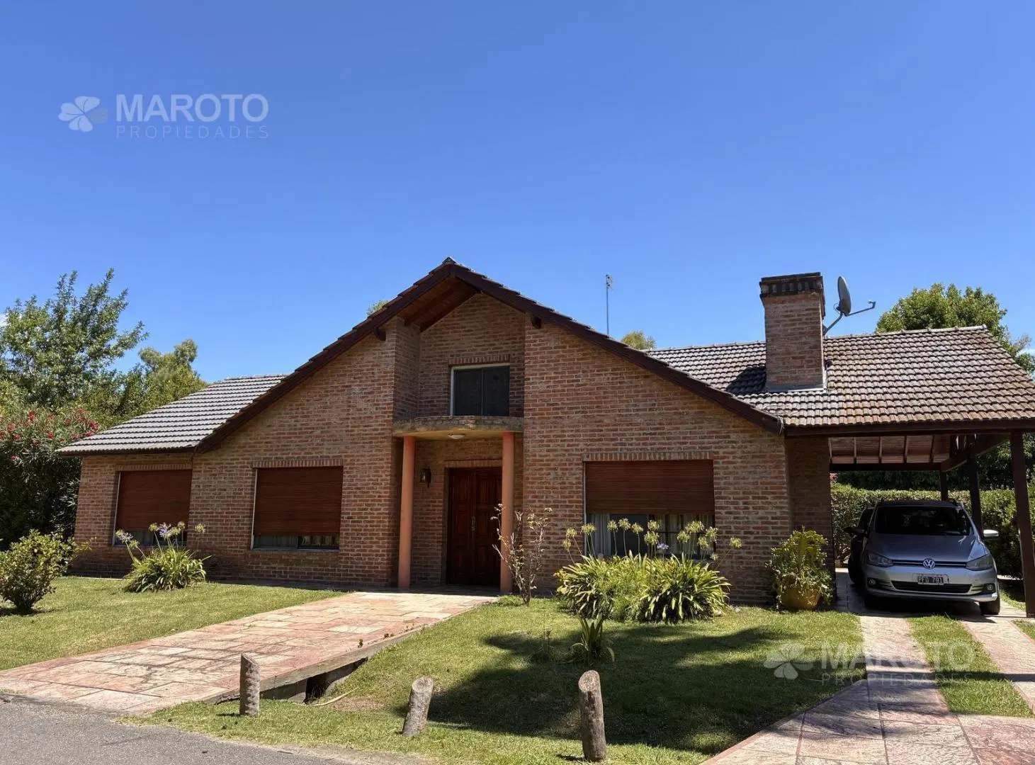Venta casa 5 ambientes con amplio parque y pileta en Maschwitz Village 2
