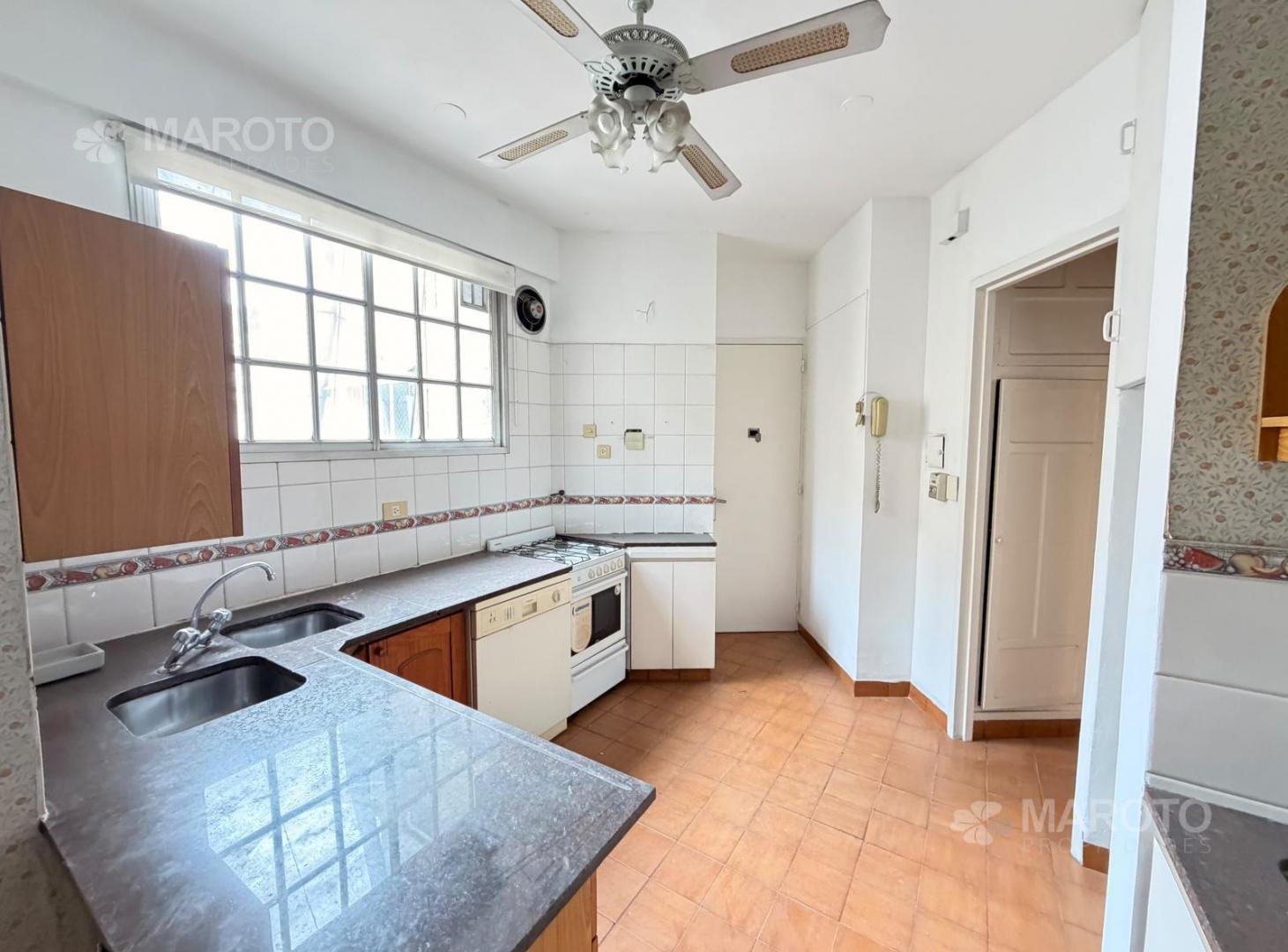 Foto de Venta Departamento 3 Ambientes en Retiro a metros de Plaza San Martín, imagen 1