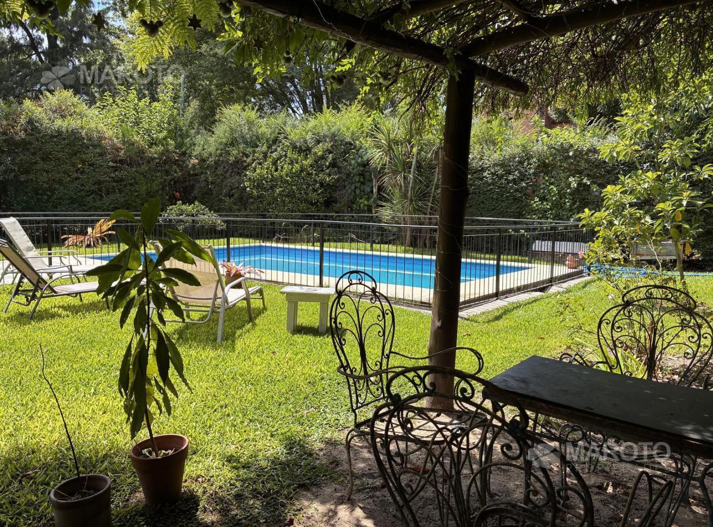 Foto de Venta casa 4 ambientes con parque y pileta en Ingeniero Maschwitz, imagen 4