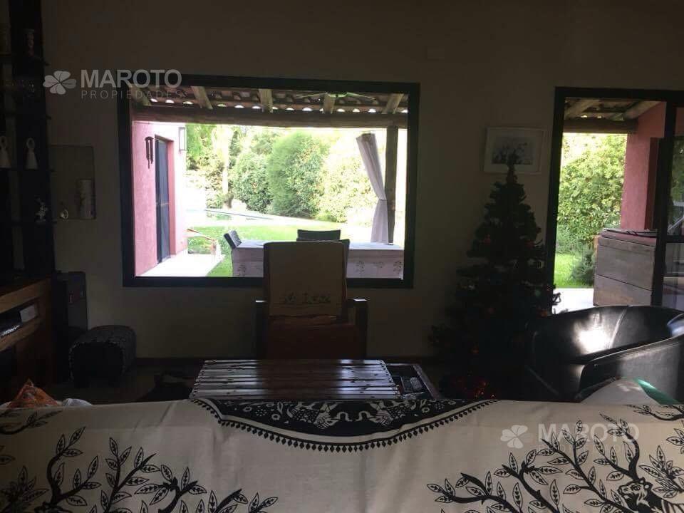 Foto de CASA EN ALQUILER EN BARRIO PRIVADO SAN LUCAS - MAROTO PROPIEDADES, imagen 2