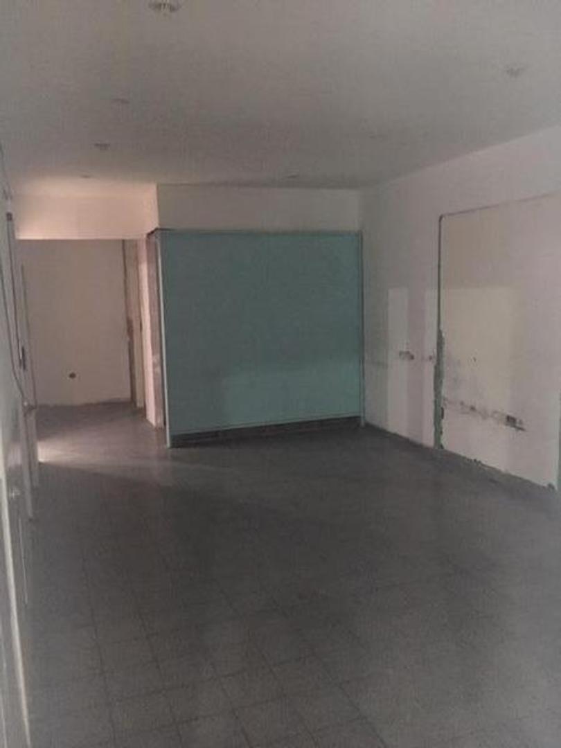 Foto de Local Sobre Av Ratti de 10 m de Frente - Excelente Ubicación, imagen 3