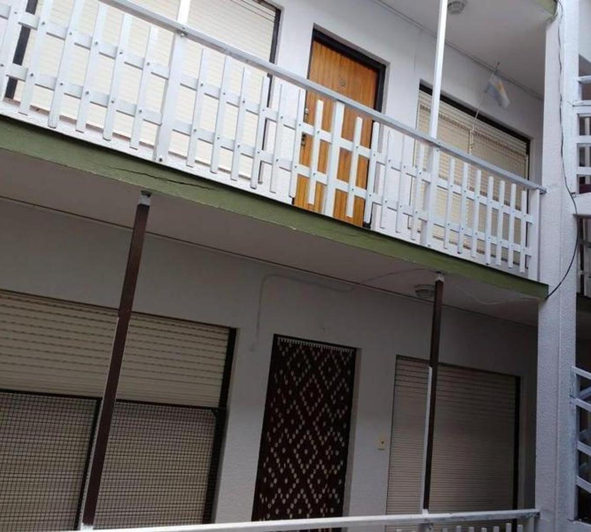 Venta!! Departamento de 2 amb c/balcón al frente! Santa Tere