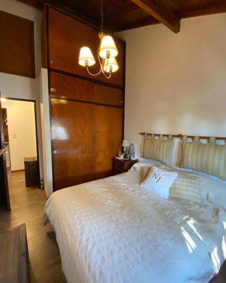Chalet de 4 Ambientes C/ Cochera! Ituzaingo Norte 4