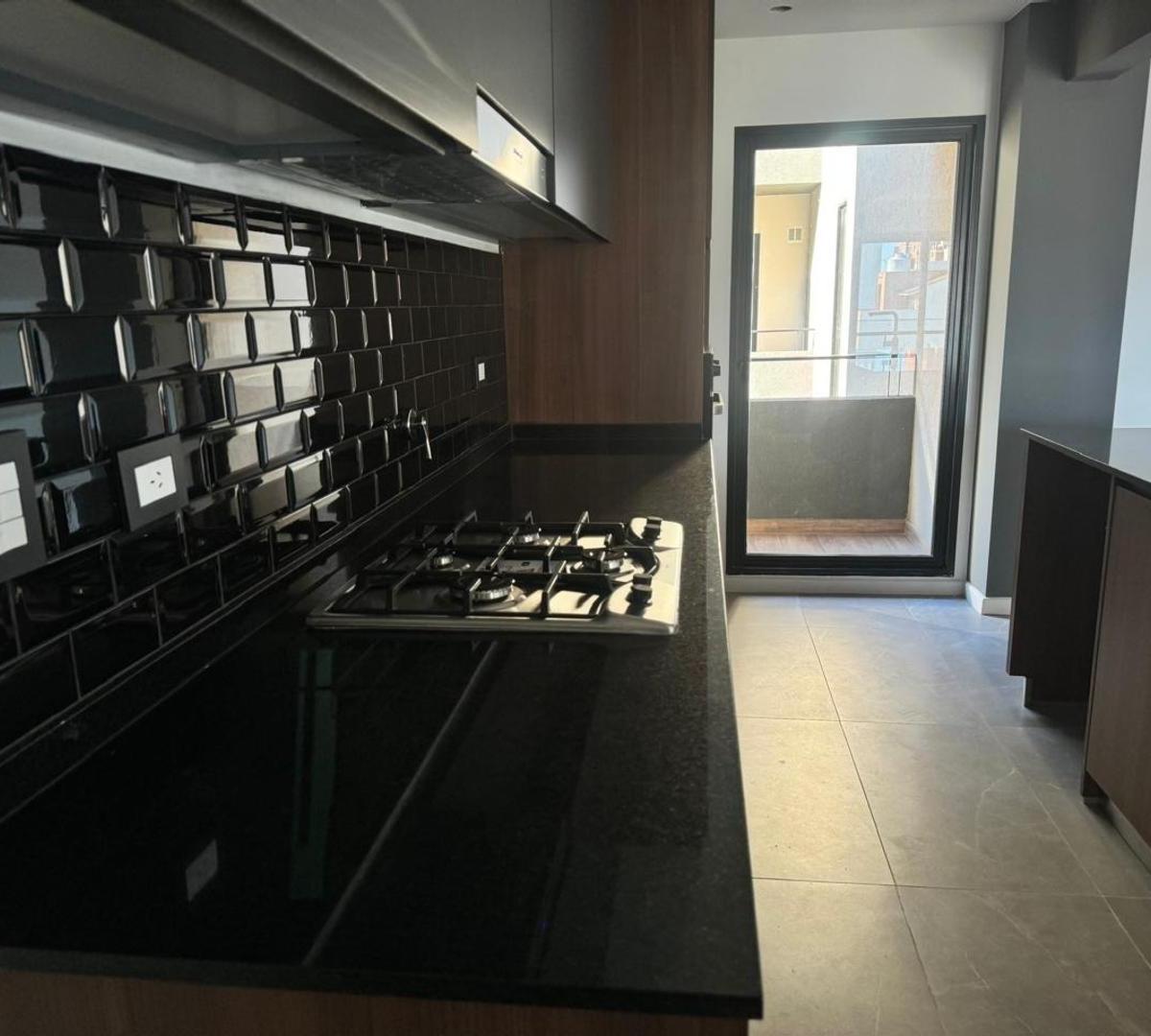 Foto de Venta piso de 3 Amb a Estrenar c/ cochera. Haedo Sur, imagen 4