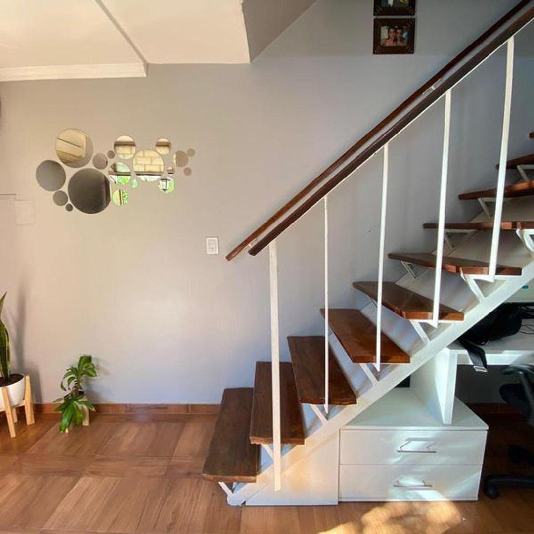 Casa de 3 amb en Complejo "Barrio Luz y Fuerza" Morón Sur-