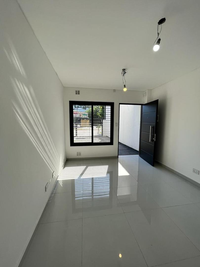 A Estrenar! Duplex de 3 Amb C/ Cochera - Se Financia! 1