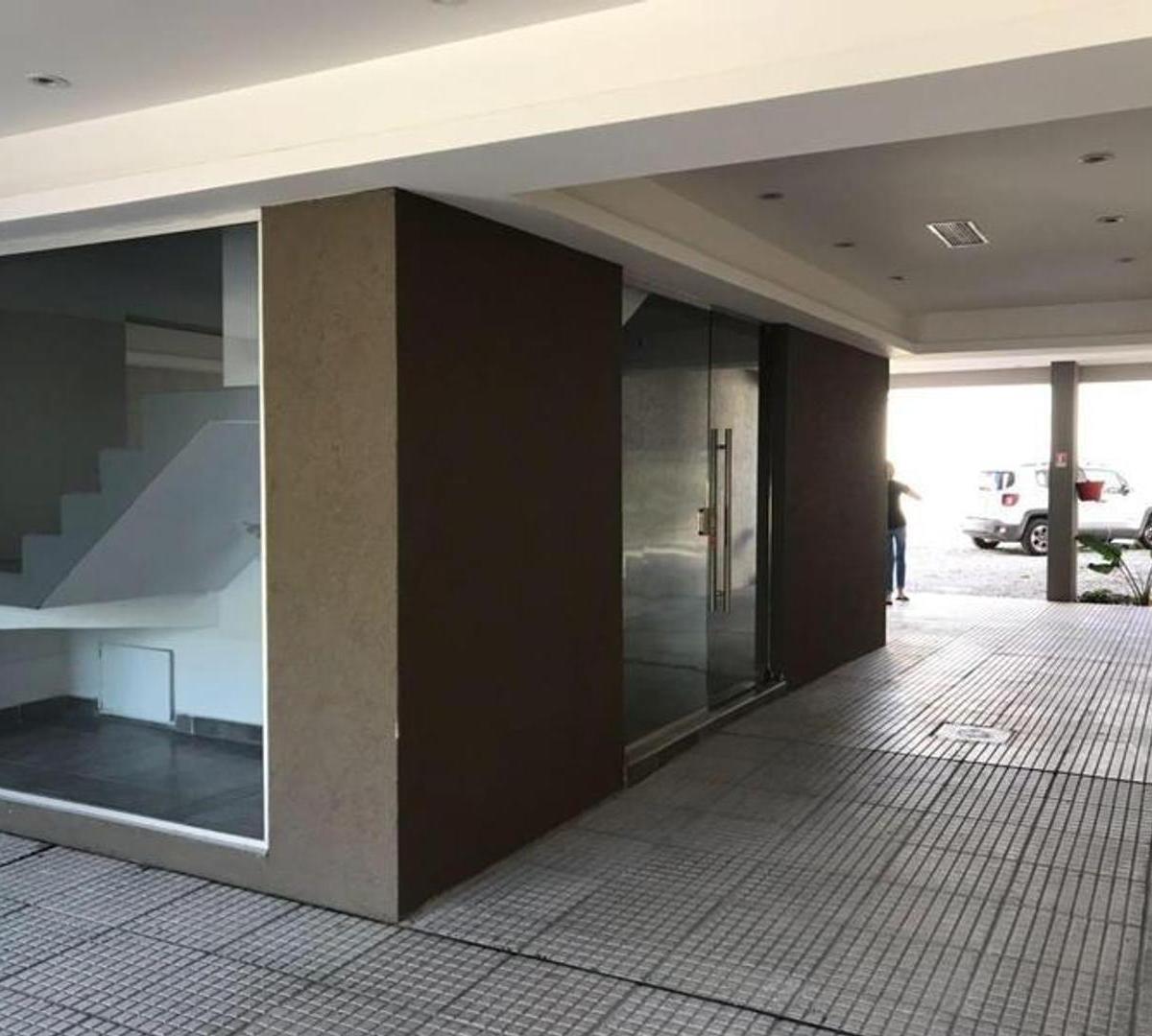 Foto de Alquiler!! Departamento de un Ambiente - Haedo Norte!, imagen 3