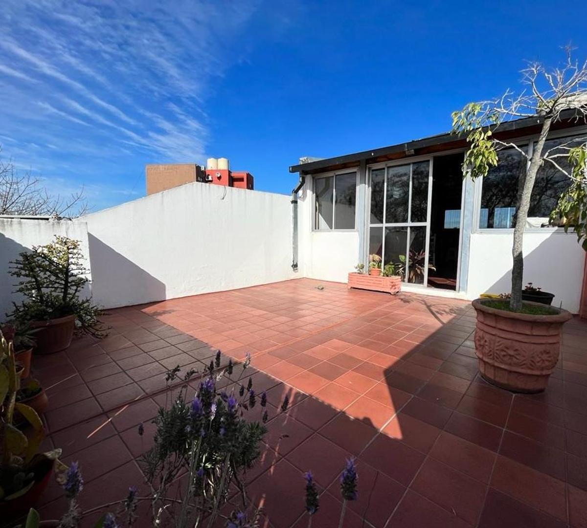 Venta! PH de 2amb con Terraza y Quincho! Haedo 1