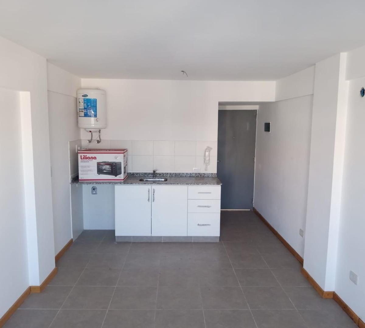 Venta! Excelente Monoambiente en Haedo. 3