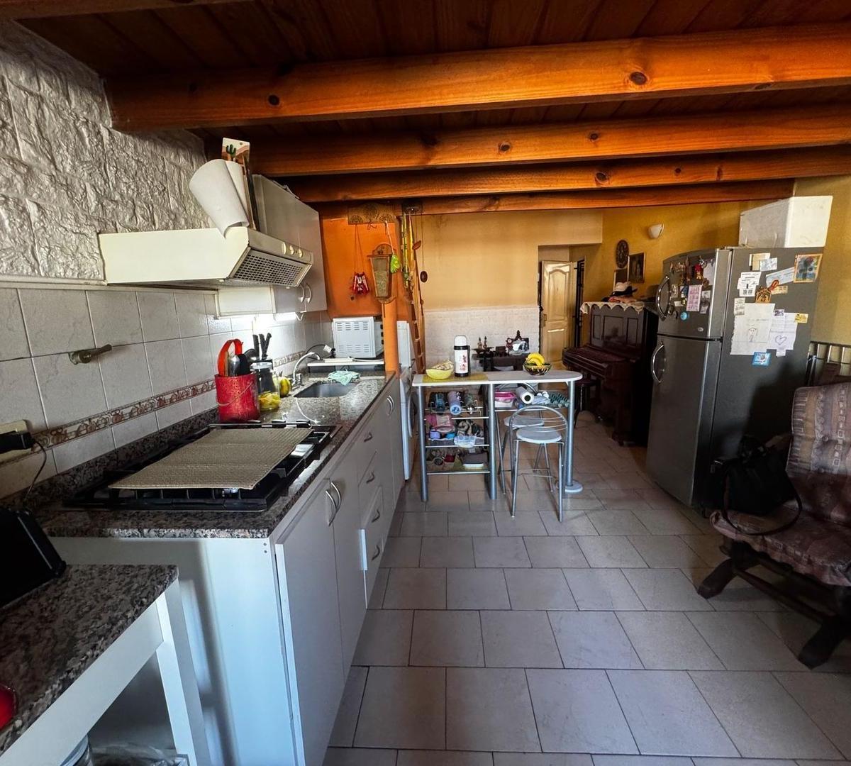 Foto de Venta!! Departamento tipo duplex 2 amb.-Villa Tesei., imagen 4