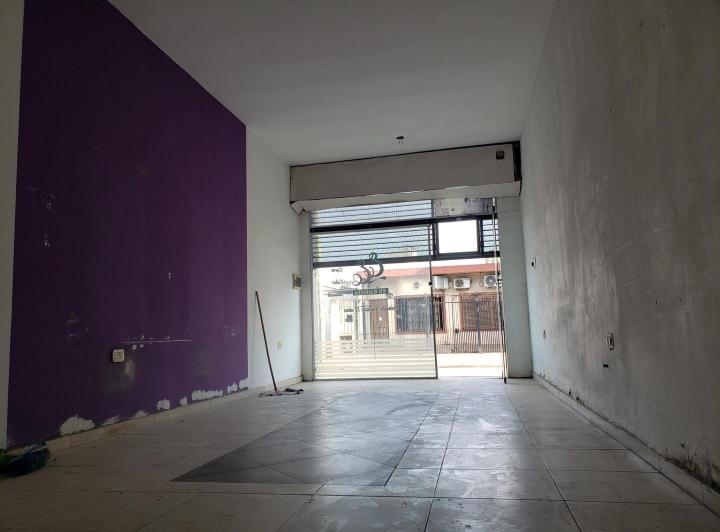 VENTA en bloque vivienda 5 amb + 2 Locales Ituzaingo Norte 2