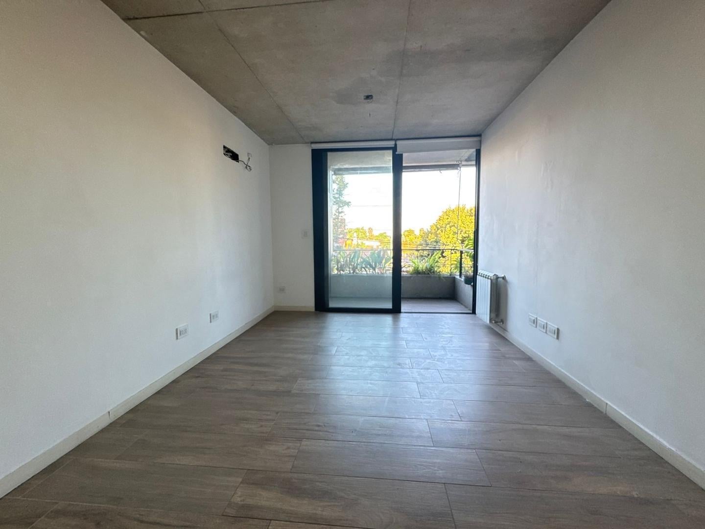 Foto de VENTA!! Departamento de un amb a estrenar! Castelar Norte, imagen 3